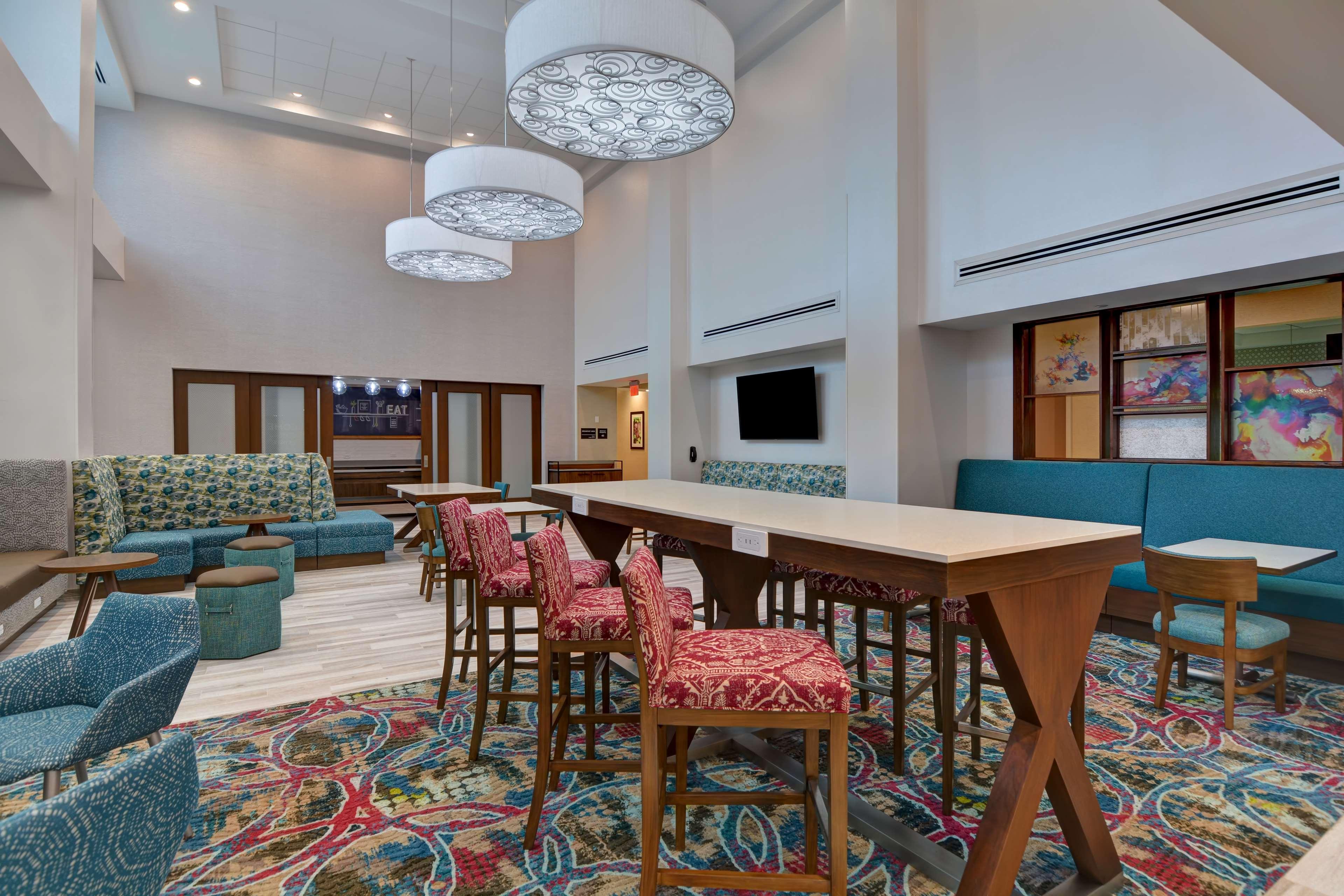 Hampton Inn & Suites Tampa Riverview Brandon Heartland Exterior photo