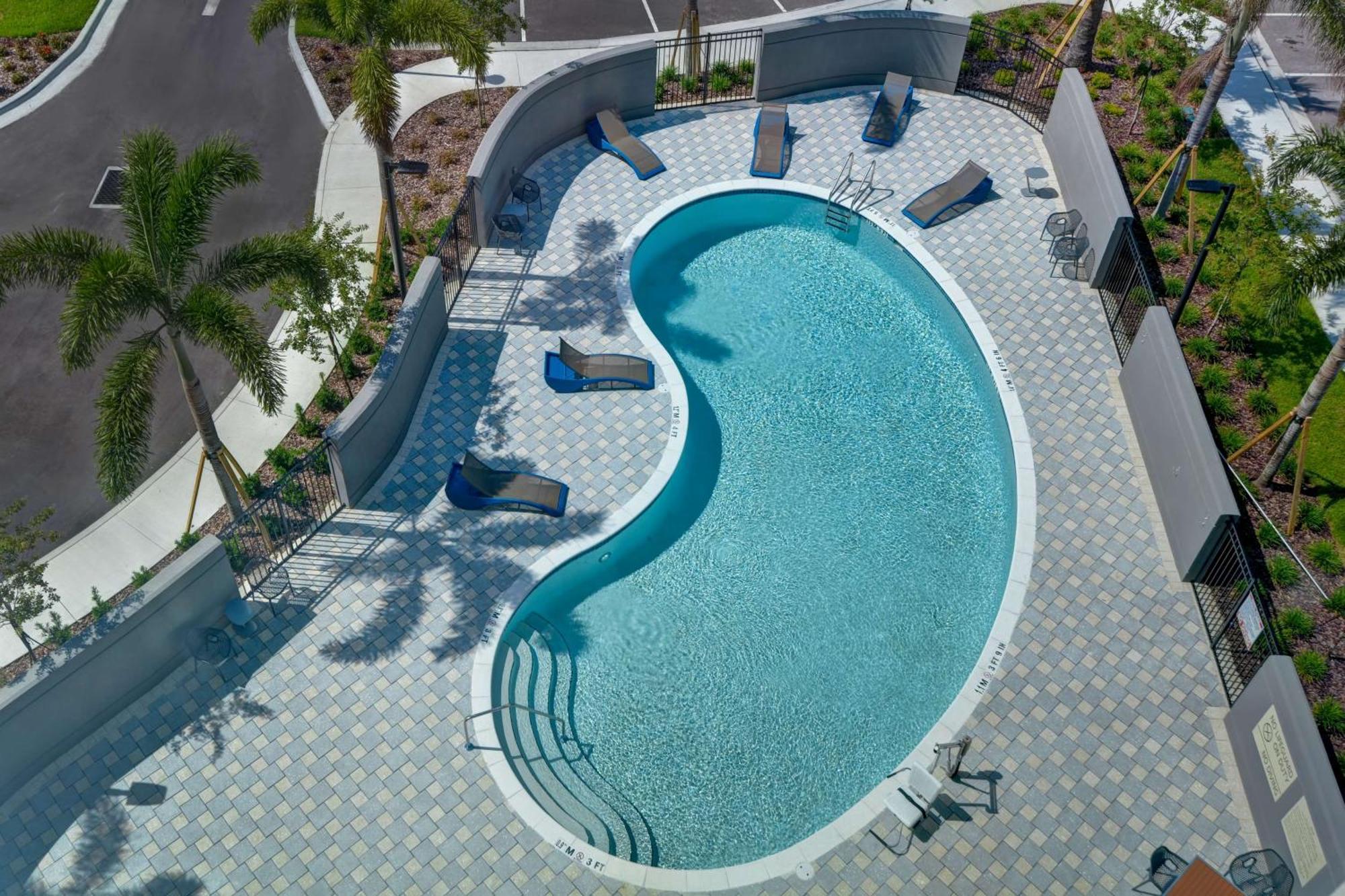 Hampton Inn & Suites Tampa Riverview Brandon Heartland Exterior photo